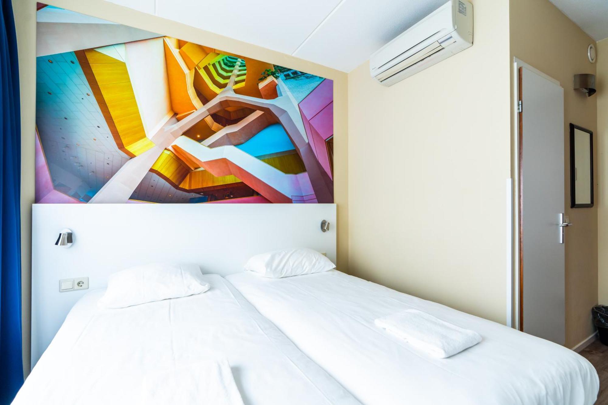 Bud Gett Hostels โกรนิงเงน ภายนอก รูปภาพ